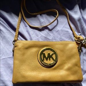 Not authentic michael kors